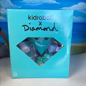 Diamond Supply Co. Diamond Teal Art Sculpture